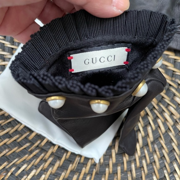 Gucci black leather gloves with pearls size 7.5 new - Picture 9 of 12